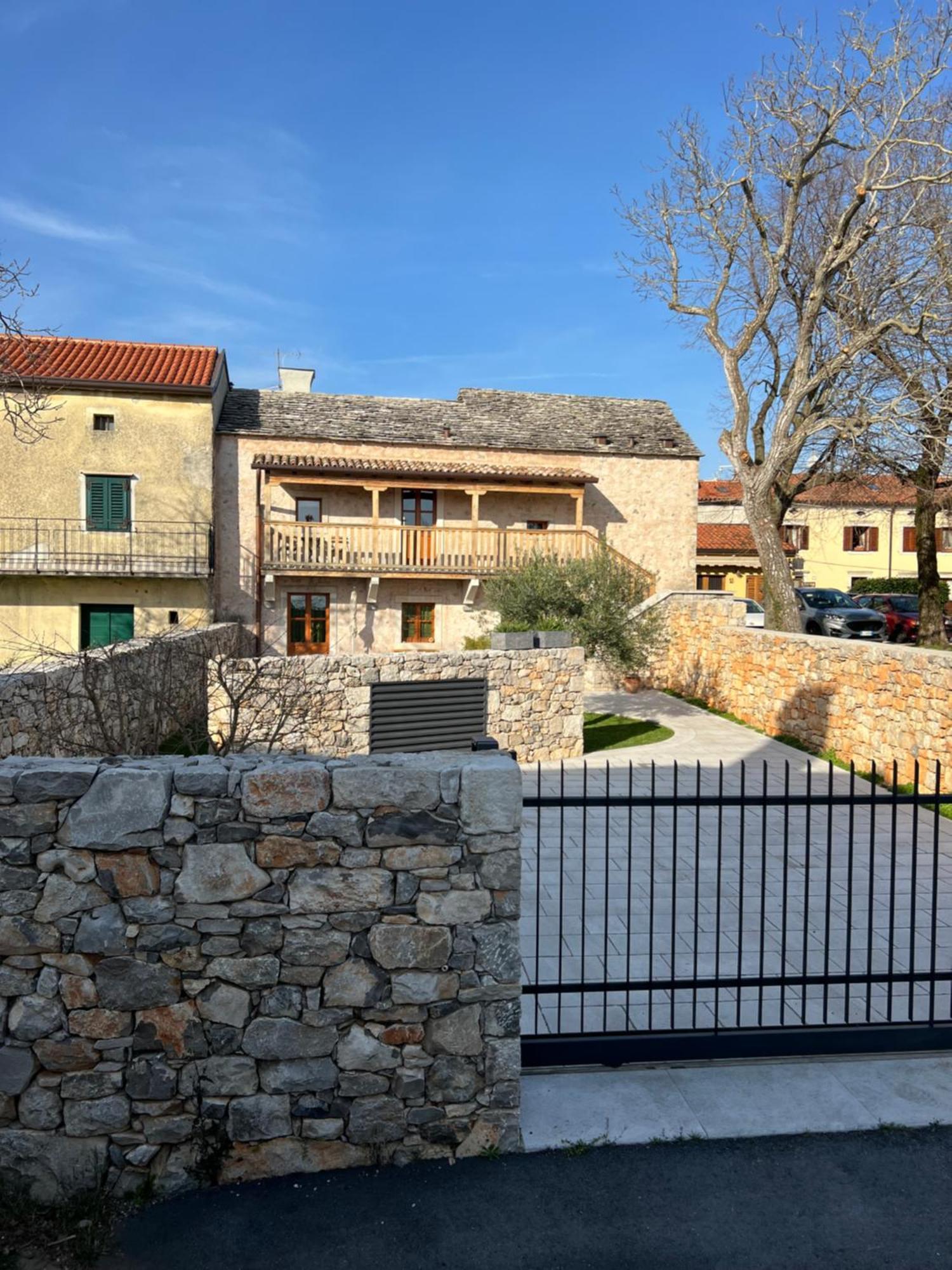 Appartamenti Minerva San Pelagio Esterno foto